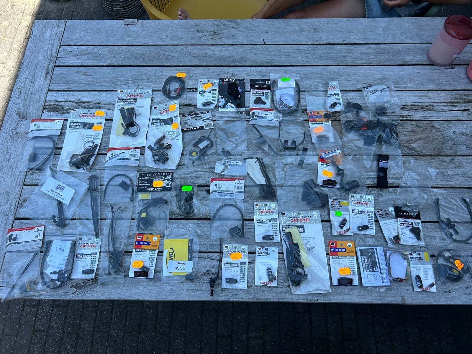 Ca. 50 onderdelen fietscomputers: Cateye, Polar, Sigma, Fietsen en Brommers, Fietsaccessoires | Fietscomputers, Ophalen, Nieuw
