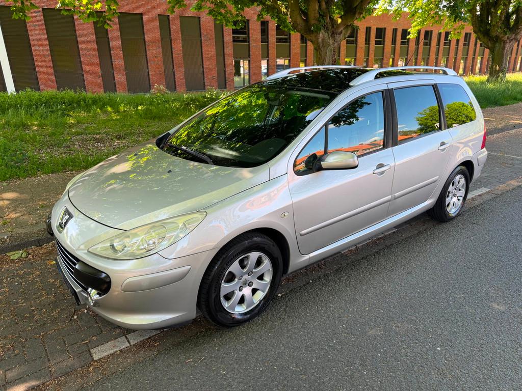 Peugeot 307 SW 1.6-16V Pack met airco, Auto's, Gebruikt, Zwart, 4 cilinders, 7 stoelen