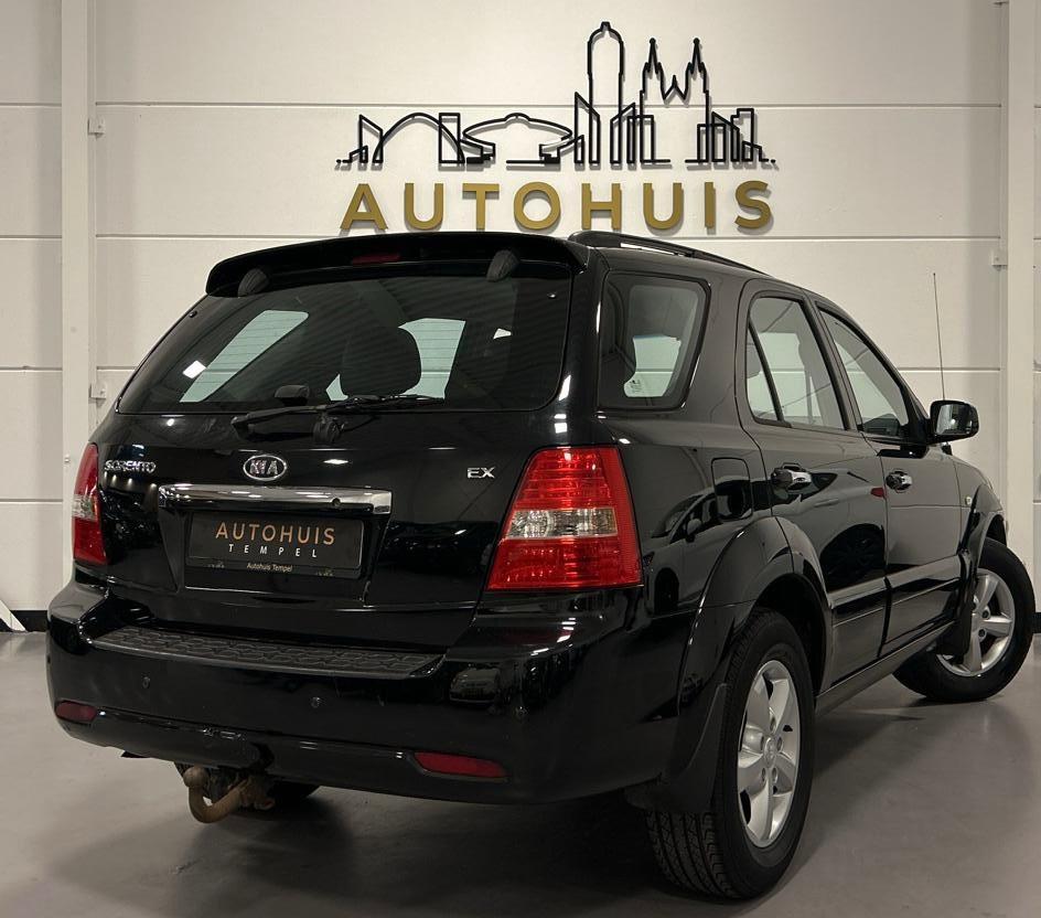 Kia Sorento 3.3 V6 X-clusive fulltime 4wd Nap Automaat Airco, Auto's, Kia, Automaat, Gebruikt, Zwart, 1886 kg