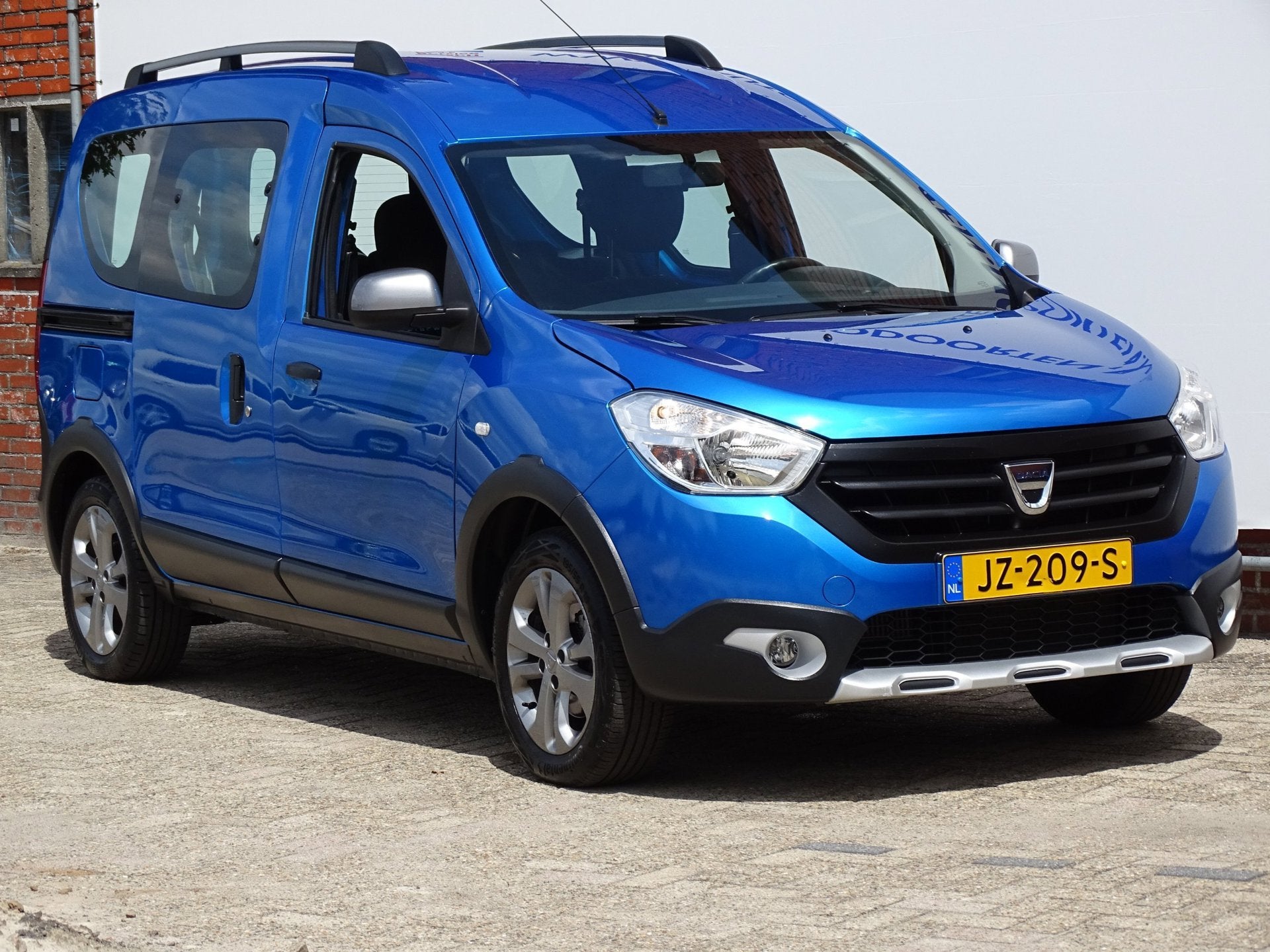 Dacia Dokker 1.2 TCe S&S Stepway|TREKHAAK|NAVI|CRUISE, Voorwielaandrijving, Gebruikt, Euro 6, 4 cilinders