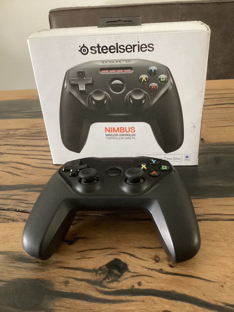 Nimbus wireless controller, Computers en Software, Joysticks, Ophalen of Verzenden, Gebruikt, Steelseries Nimbus+