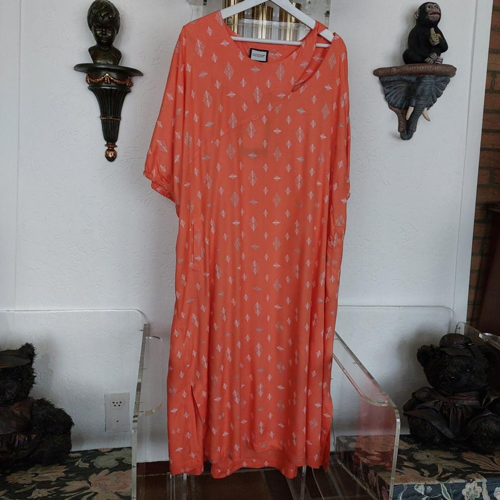 Jurk van het merk Gozzip.  Maat L. (50/52), Kleding | Dames, Grote Maten, Verzenden, Jurk, Nieuw, Oranje