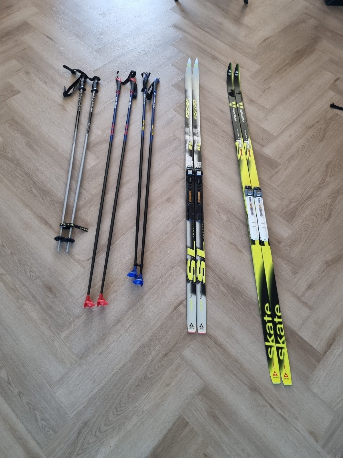 Fischer Langlaufski's met Salomon bindingen en stokken, Ophalen, 160 tot 180 cm, Ski's, Fischer