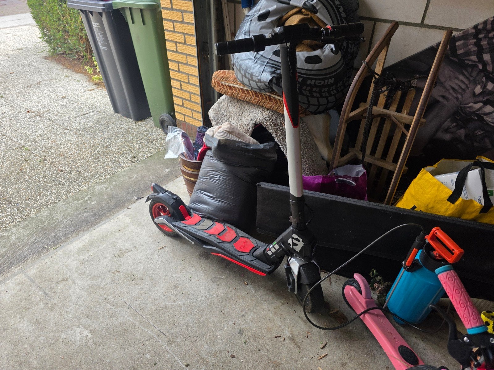 Aprilia elektrische step, Ophalen, Zo goed als nieuw, Elektrische step (E-scooter), Aprilia