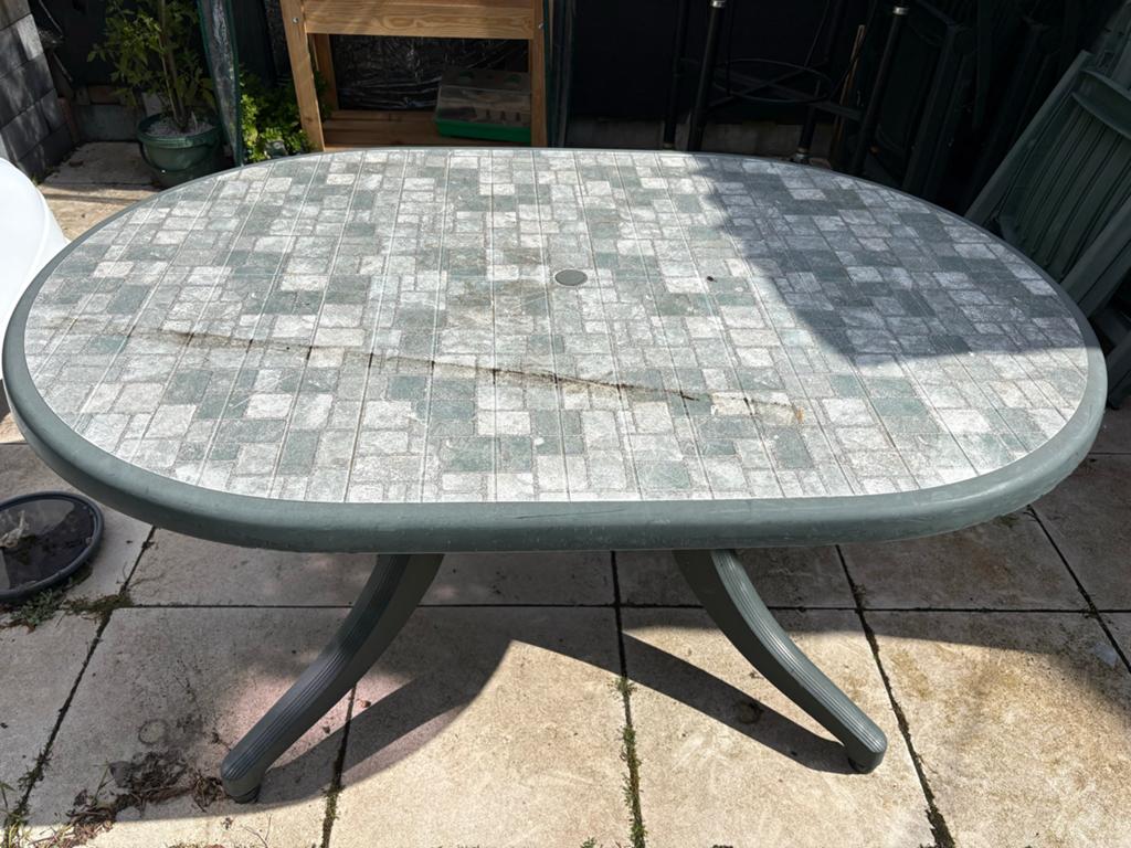 Hartman tuintafel - ovaal, kunststof, stelpootje los, Ophalen, Gebruikt, Ovaal, Kunststof