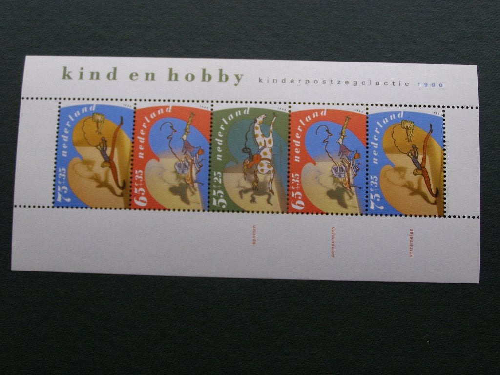 1990: Blok Kinderzegels NVPH 1460; postfris / ongevouwen, Ophalen of Verzenden, Na 1940, Postfris