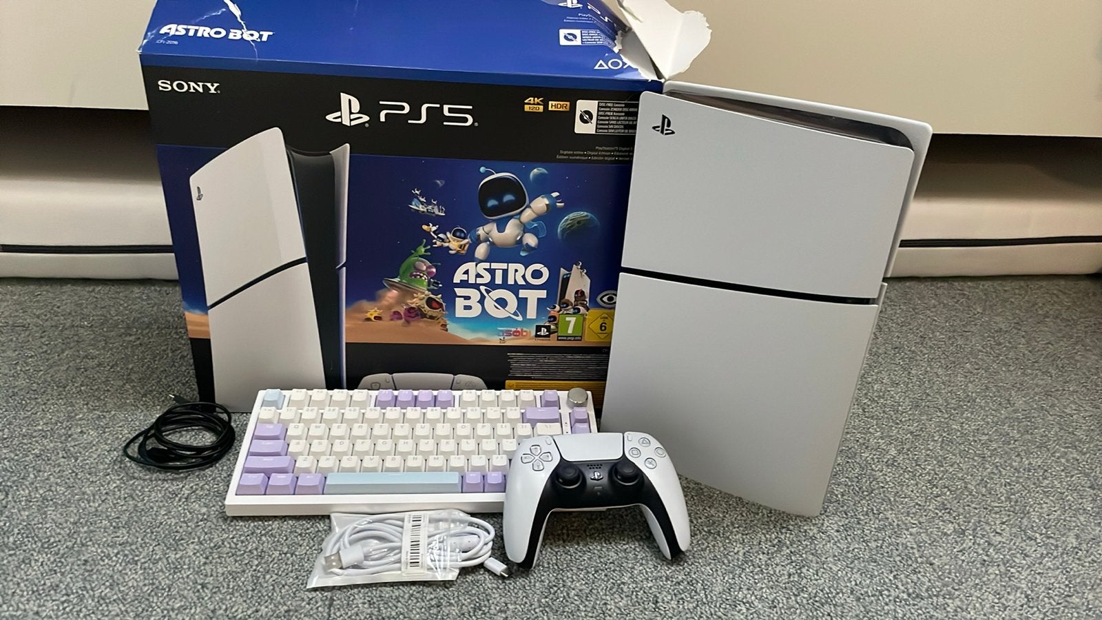Sony PlayStation 5 Digital Edition met Astro Bot, Ophalen, Online, 1 speler, Zo goed als nieuw