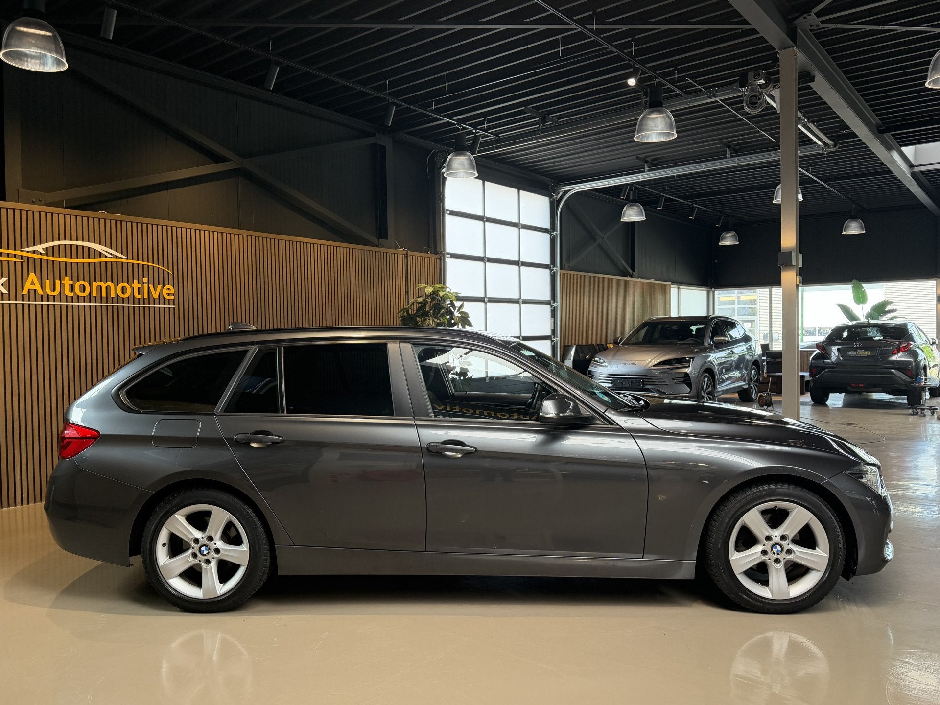 BMW 3 Serie Touring 316d Centennial High Executive cruise/cl, Auto's, 745 kg, 4 cilinders, Met garantie (alle), 116 pk