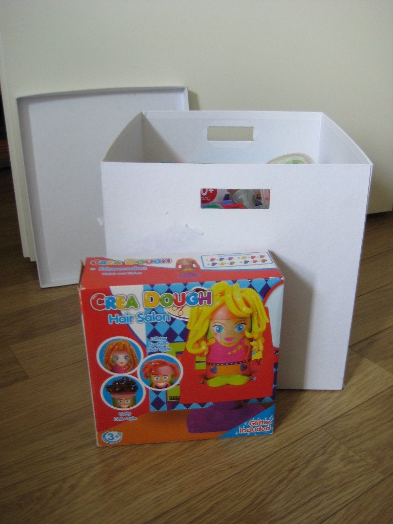 Doos vol met Play Doh! Lekker creatief bezig zijn! 20 euro, Ophalen of Verzenden, Zo goed als nieuw, Knutselen