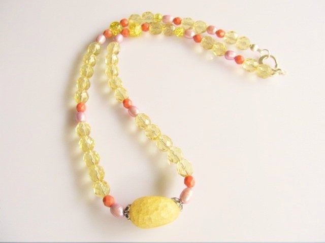 Ketting Yellow Pastel glas facet-bergkristal-parels zilver, Sieraden, Tassen en Uiterlijk, Kettingen, Ophalen, Met edelsteen, Geel