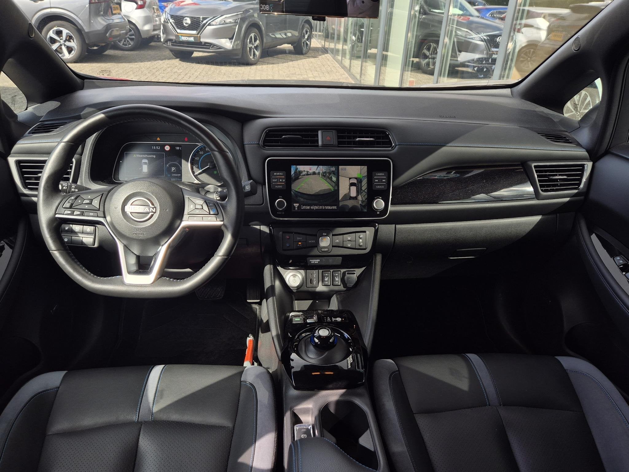 Nissan LEAF Tekna 39 kWh | Bose | Navigatie | 1e eigenaar |, Auto's, Gebruikt, Huisgarantie, Blauw, Origineel Nederlands