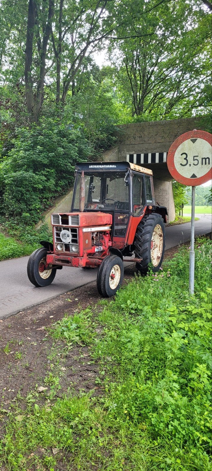 International 644, Zakelijke goederen, Gebruikt, Case IH, Ophalen of Verzenden, Tot 80 Pk