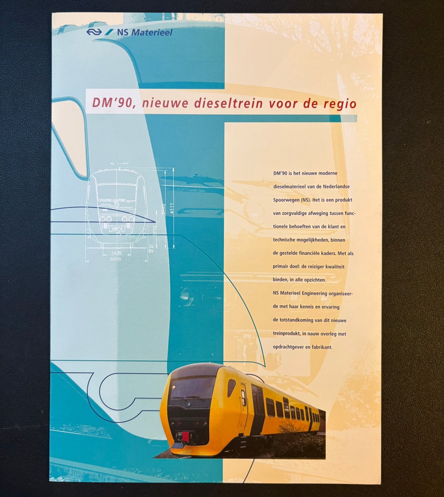 Brochure NS ‘DM ‘90 nieuwe dieseltrein voor de regio’ (1993), Ophalen of Verzenden, Zo goed als nieuw, Trein, Boek of Tijdschrift