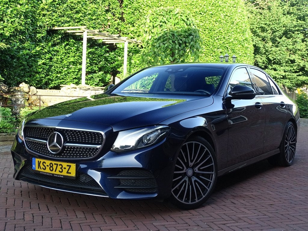 Mercedes-Benz E-Klasse 220 d AMG Prestige 2de eig, i.z.g.st., Auto's, Mercedes-Benz, Automaat, Achterwielaandrijving, Gebruikt
