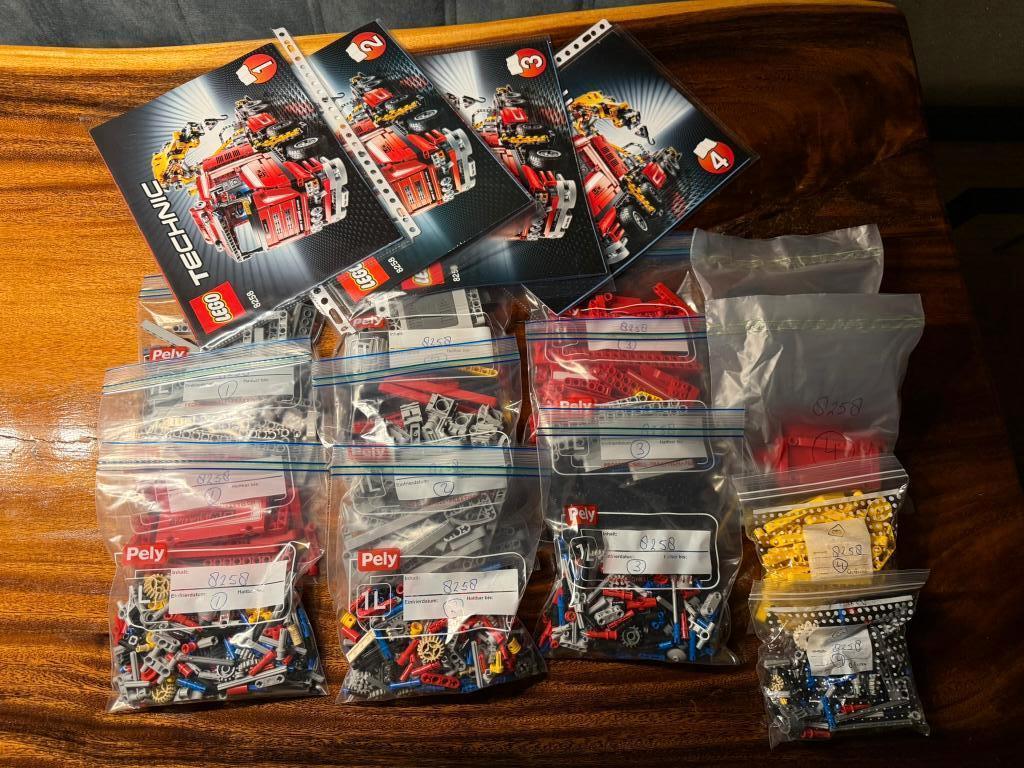 Lego technic 8258, Kinderen en Baby's, Ophalen, Compleet, Lego, Zo goed als nieuw