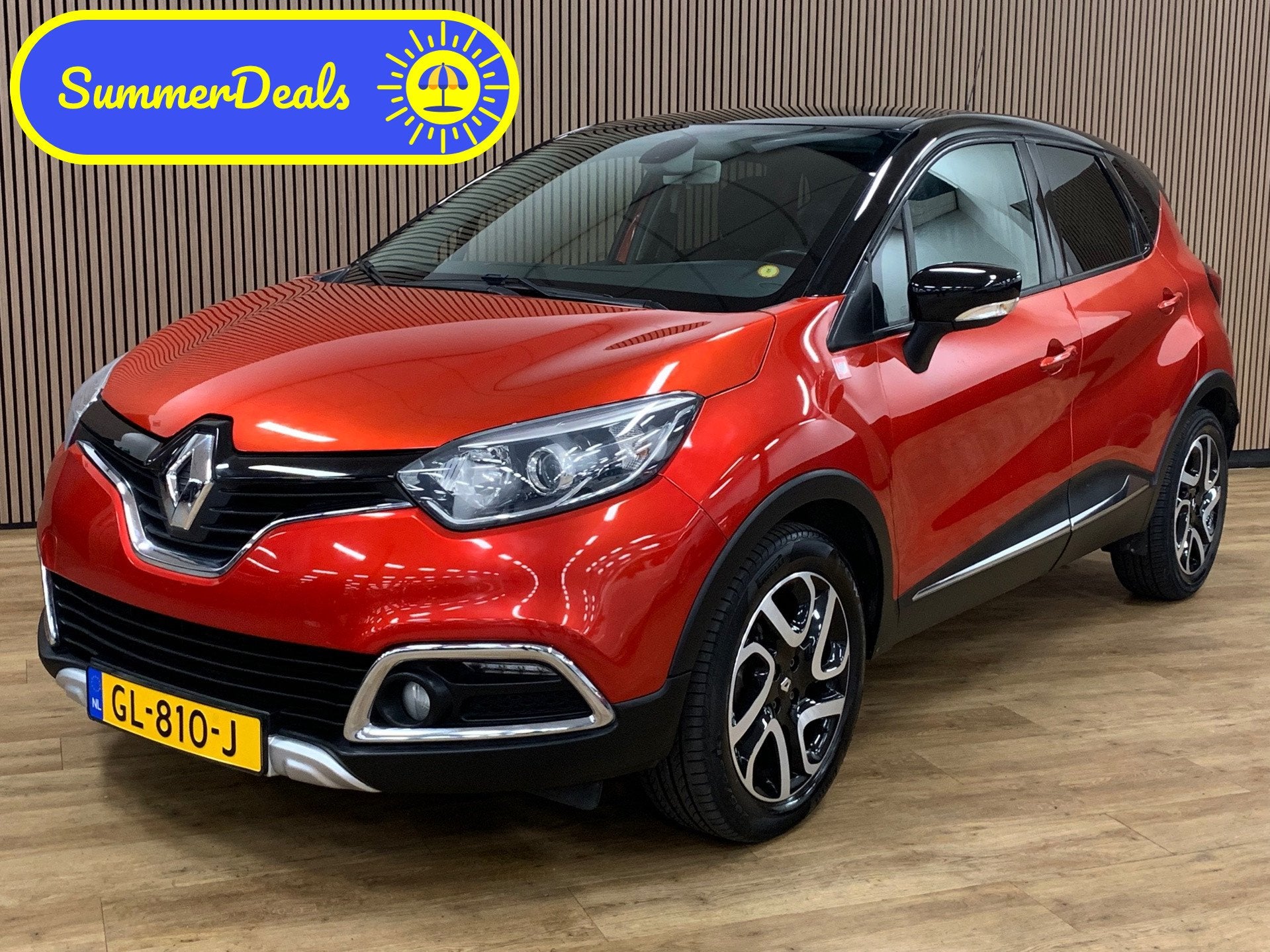 Renault Captur 1.2 TCe Helly Hansen|Automaat|36000KM|Navigat, Euro 5, Zwart, 4 cilinders, Parkeersensor