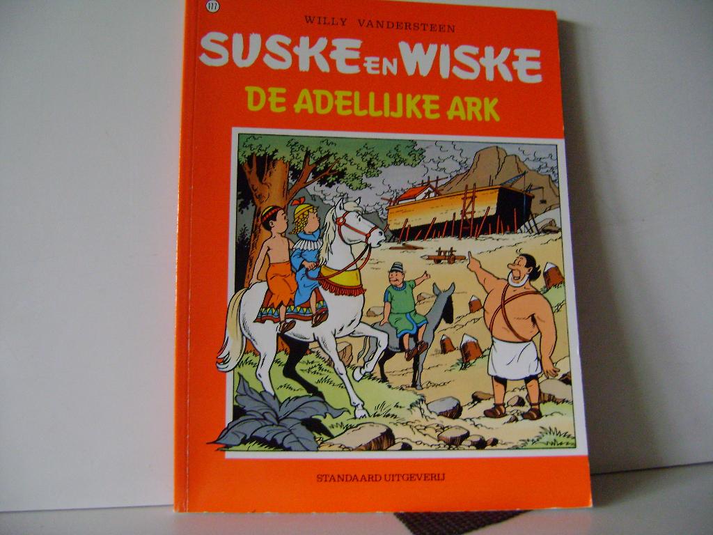 Stripboek Suske en Wiske nr 177"De Adellijke Ark"uit 2001, Willy Vandersteen, Eén stripboek, Ophalen of Verzenden, Zo goed als nieuw