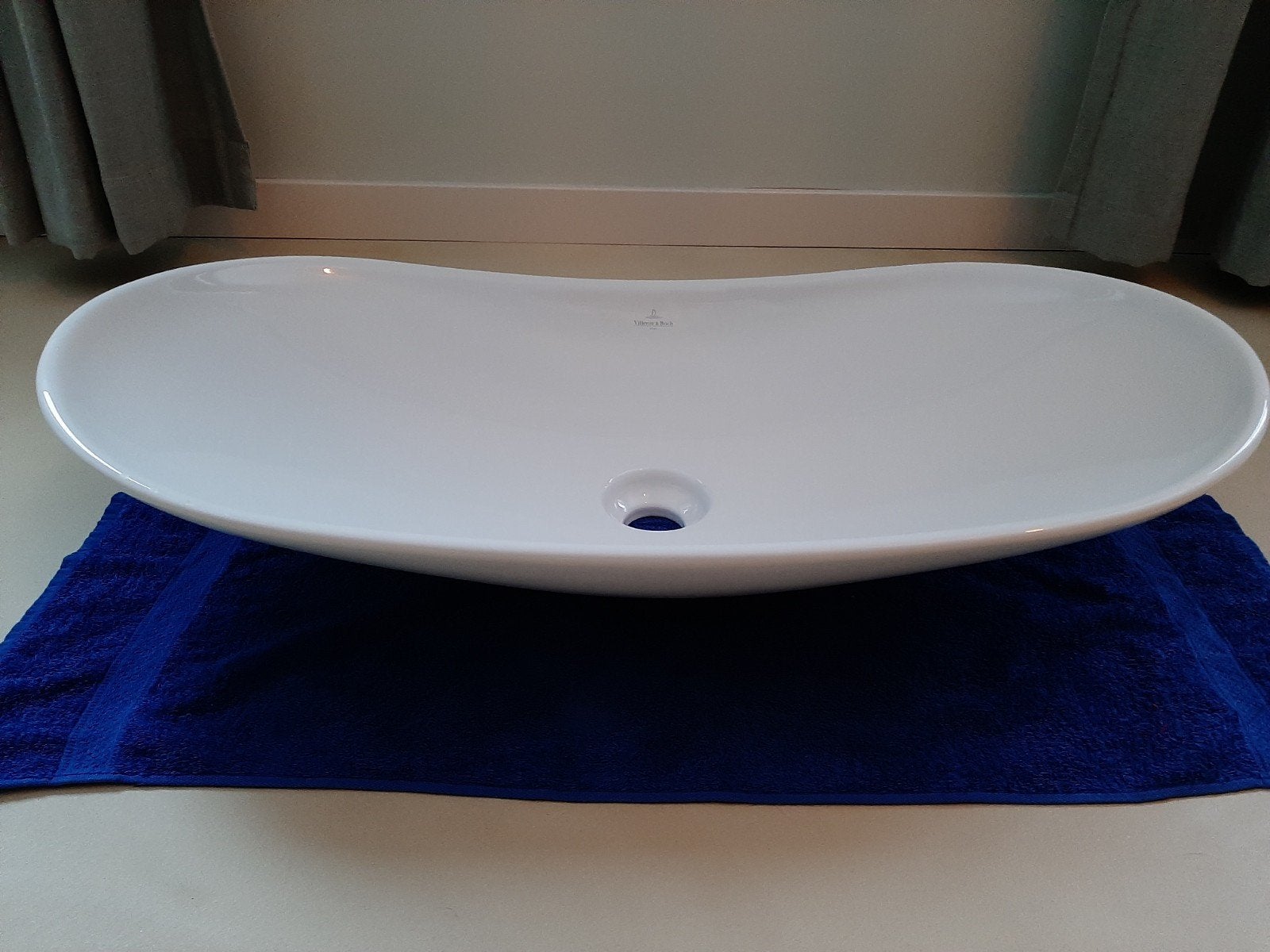 Villeroy & Boch opzetwastafel - Zo goed als nieuw, Ophalen, Zo goed als nieuw, Wastafel