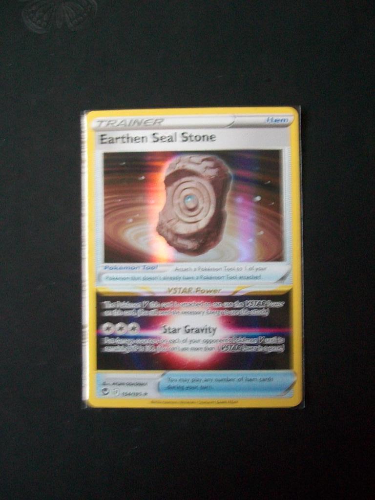 8482. Nieuwe Pokemon Kaart Holo Rare FOREST SEAL STONE, Verzenden, Nieuw, Losse kaart, Foil
