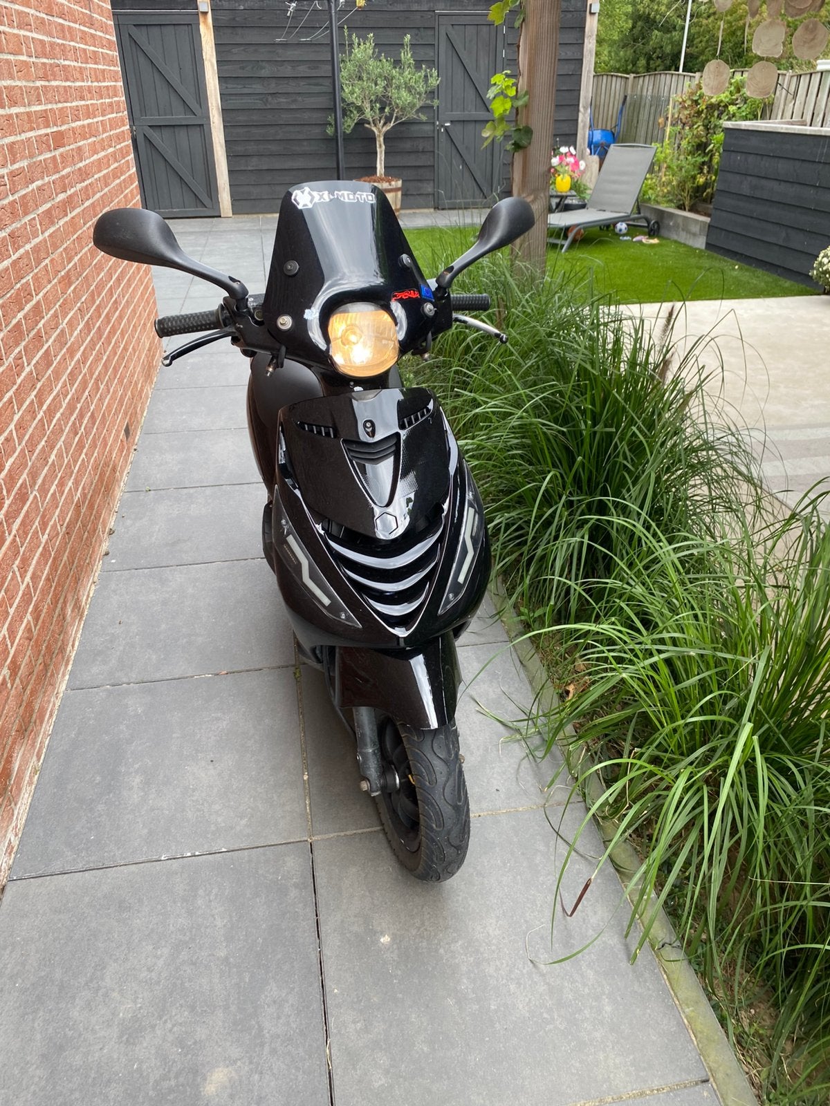 Zip 80 cc, Fietsen en Brommers, Scooters | Piaggio, Ophalen of Verzenden, Zo goed als nieuw, Benzine, Zip