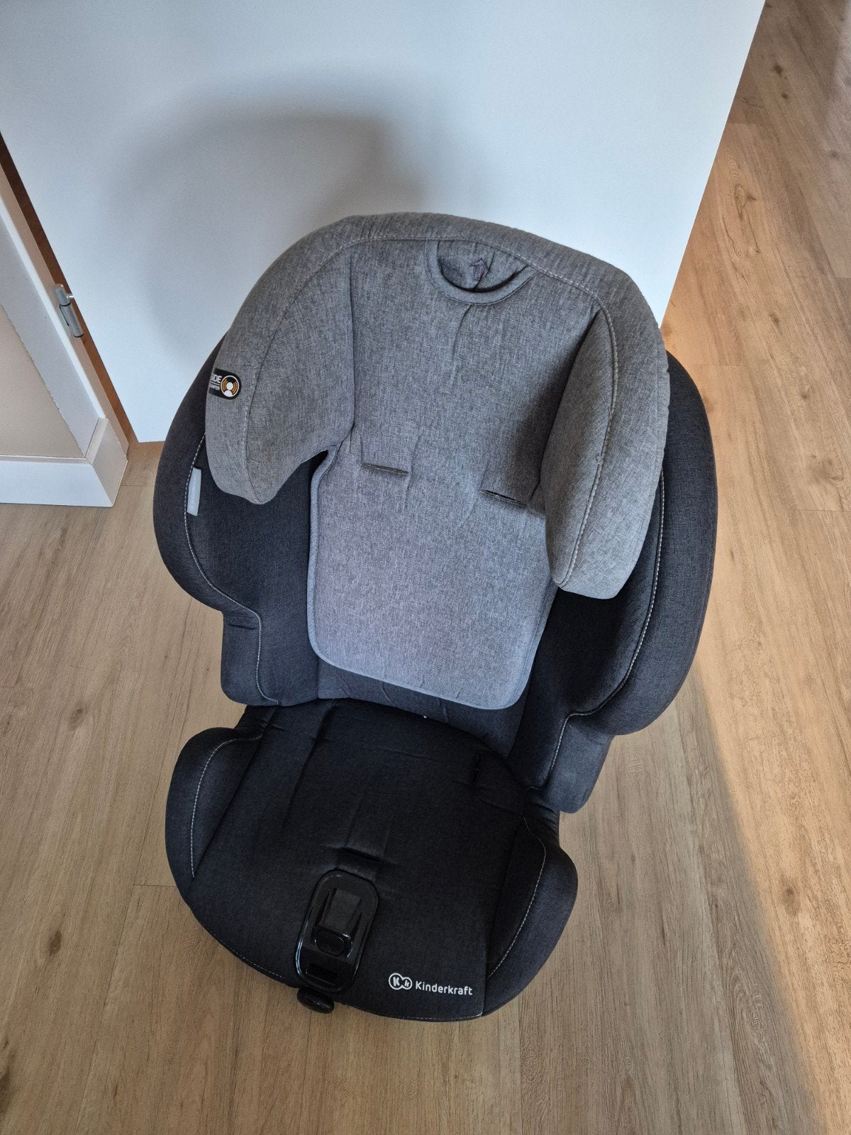 Kinderkraft autostoel met Isofix, 15 t/m 36 kg, Zo goed als nieuw, Isofix, Ophalen