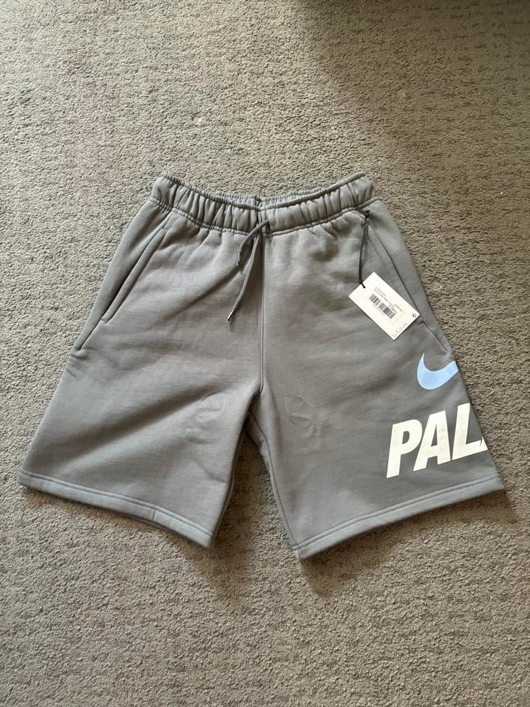 Palace x Nike shorts “Charcoal” XS, Ophalen of Verzenden, Zo goed als nieuw, Maat 46 (S) of kleiner