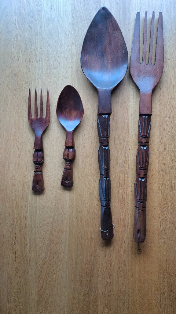 Houten 2x lepel en vork hout decoratie groot en klein, Ophalen of Verzenden, Gebruikt, Hout, Decoratieobject