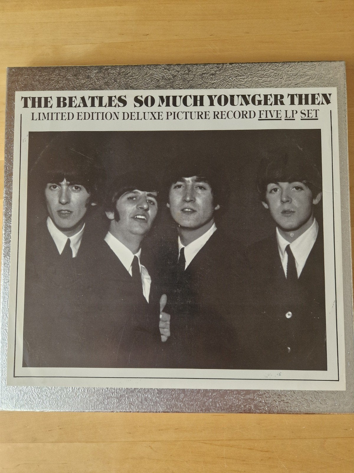 The Beatles - So Much Younger Then - Limited Edition Boxset, Cd's en Dvd's, Boxset, Pop, Ophalen of Verzenden, Zo goed als nieuw