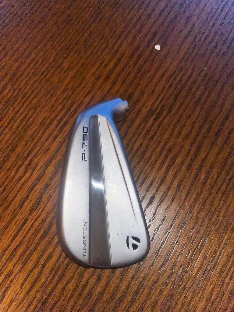 Taylormade P790 ijzer 7 Demo Clubhoofd - Uitstekende Staat, Sport en Fitness, Golf, Ophalen of Verzenden, Zo goed als nieuw, Club