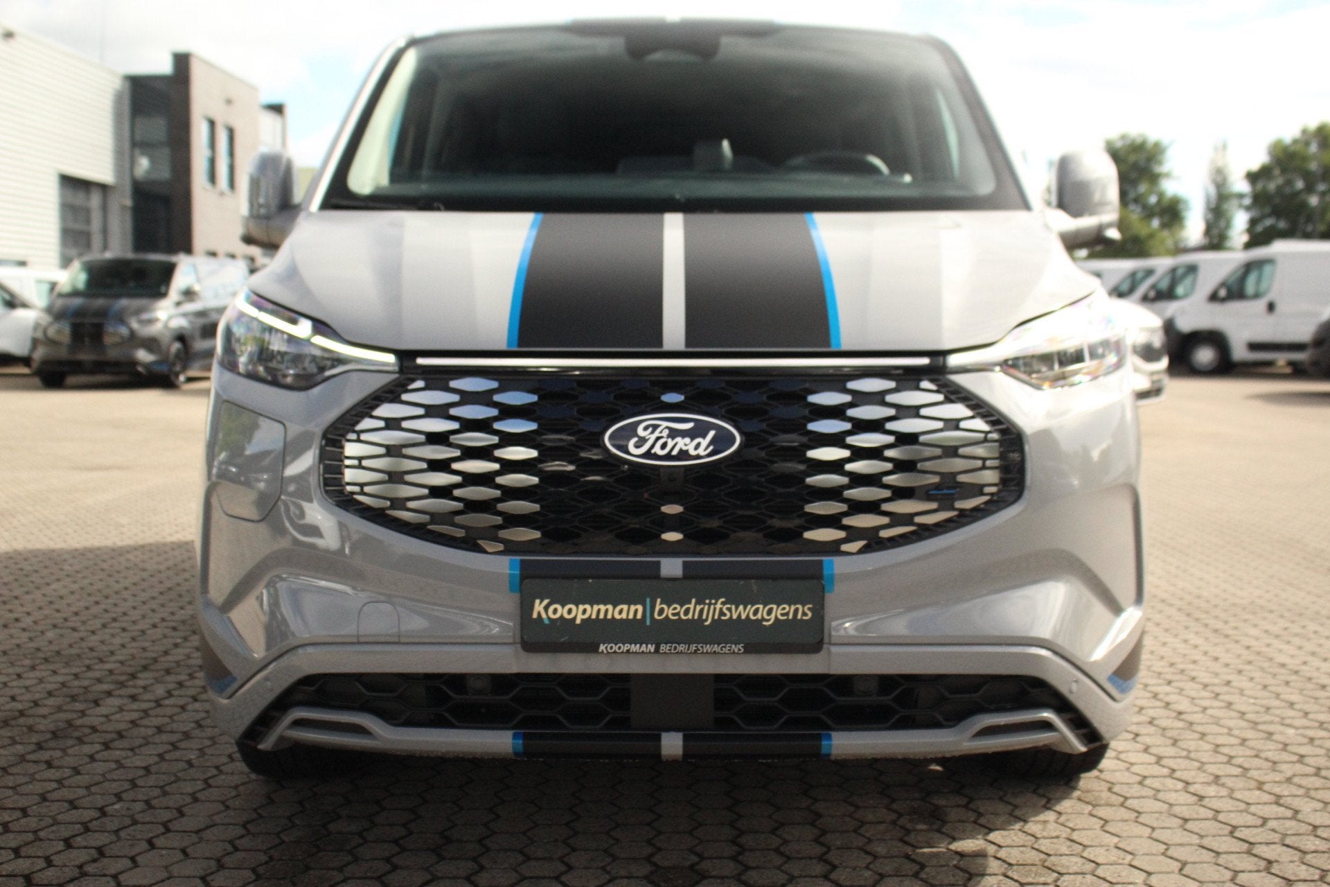 Ford E-Transit Custom 320 L2H1 Sport DC 71 kWh | 160kW/218pk, Automaat, Adaptive Cruise Control, 71 kWh, 2800 kg