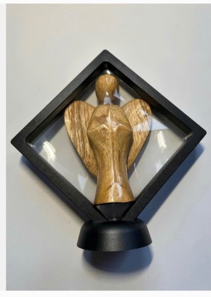 Houten beschermengel 10 cm in folie beschermlijst op voetje, Antiek en Kunst, Kunst | Beelden en Houtsnijwerken, Ophalen of Verzenden