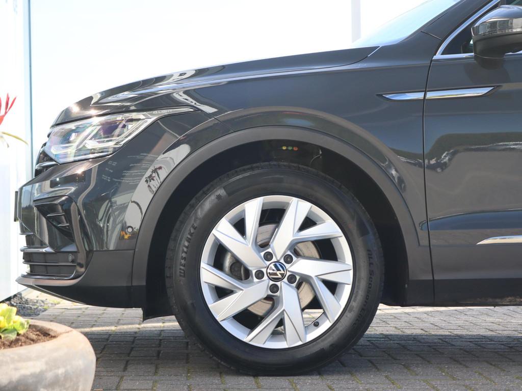 Volkswagen Tiguan 2.0 TDI 150 pk DSG Elegance | Panorama dak, Stof, Gebruikt, 4 cilinders, 1526 kg