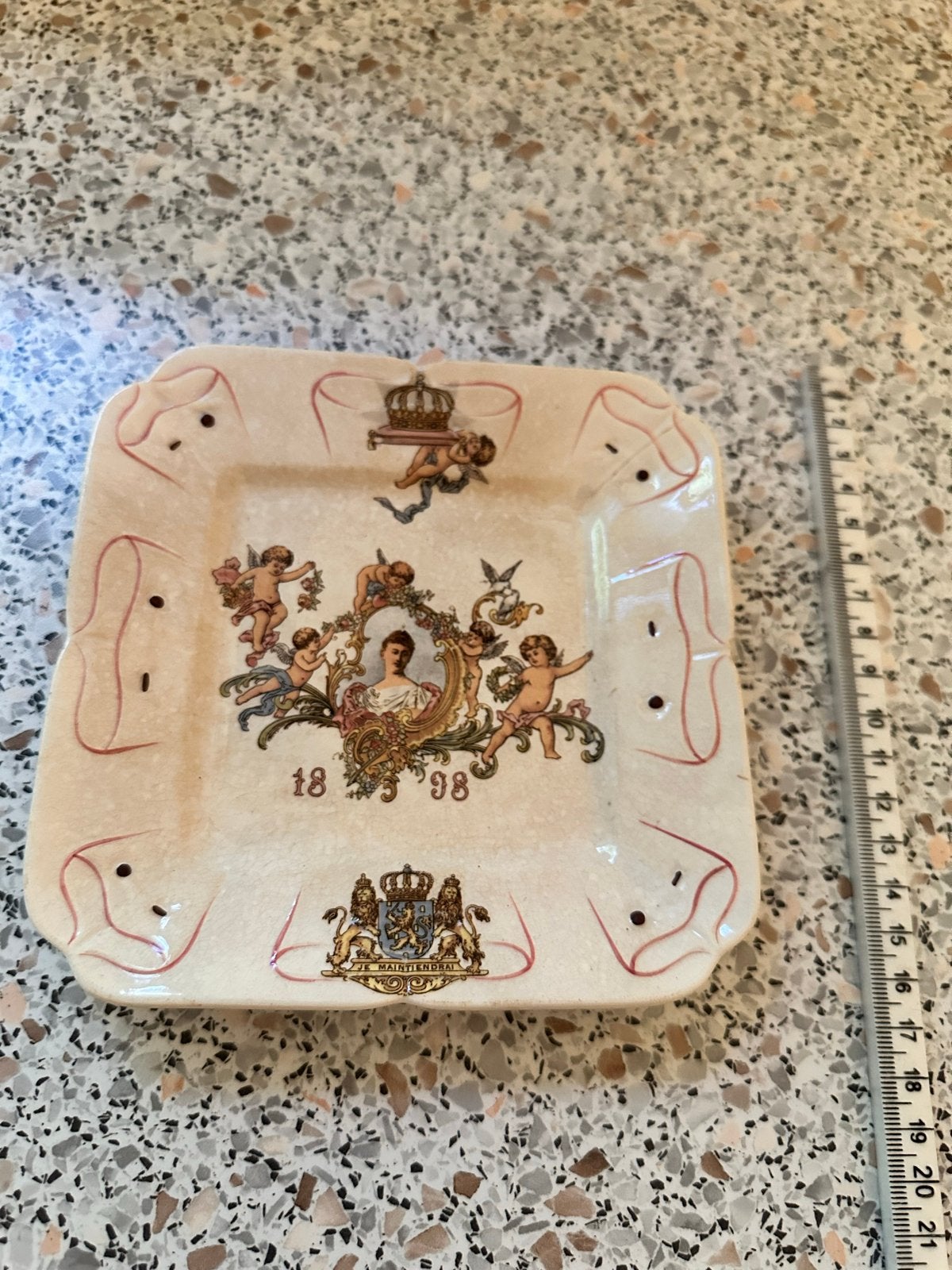 Antiek Herdenkingsbord Koningin Wilhelmina 1898, Ophalen of Verzenden