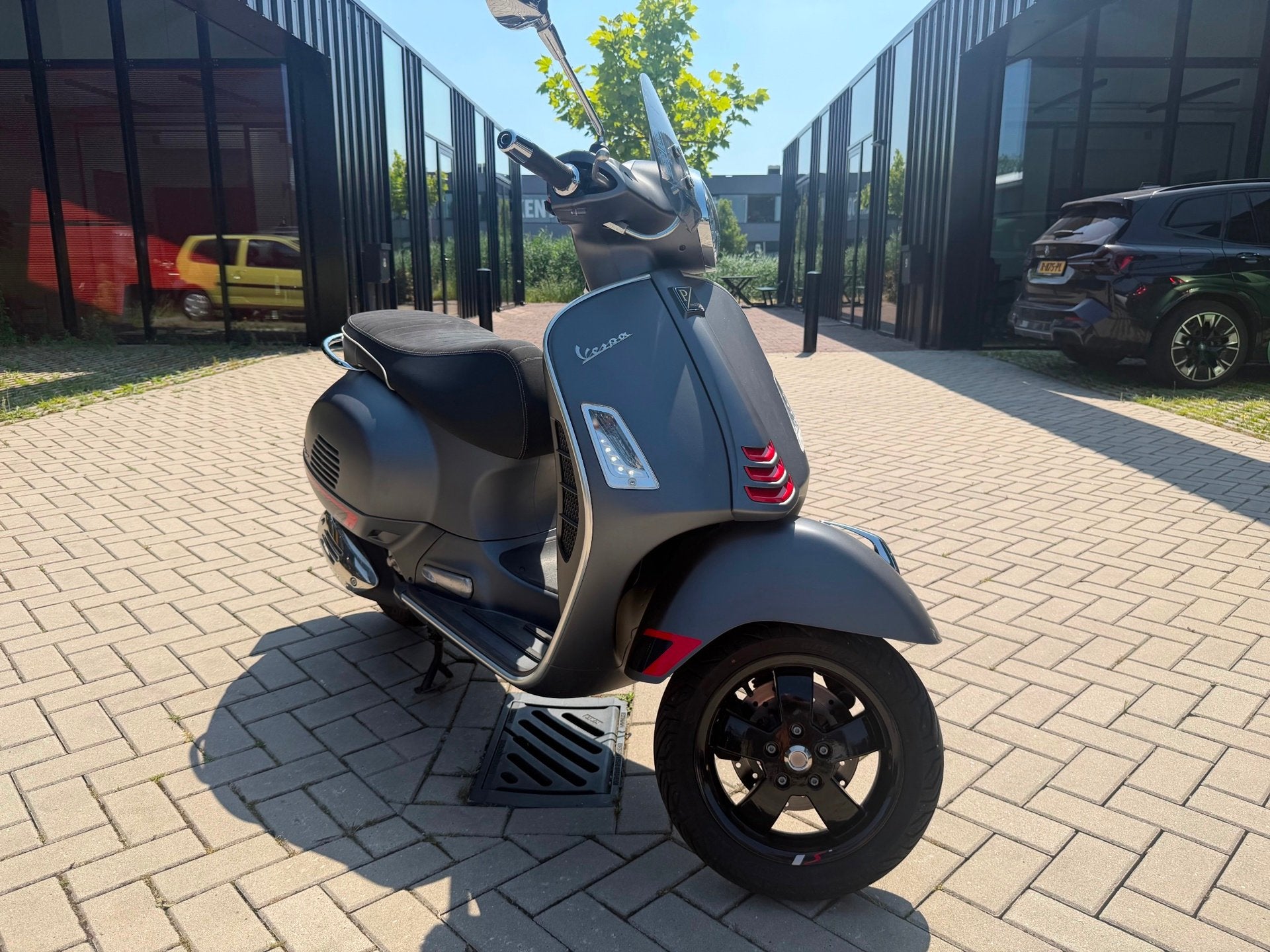 Vespa Scooter GTS 300 HPE Super Notte ABS 2020 Weinig Kms !, Motoren, Motoren | Overige merken, Scooter, Bedrijf, 278 cc, 12 t/m 35 kW