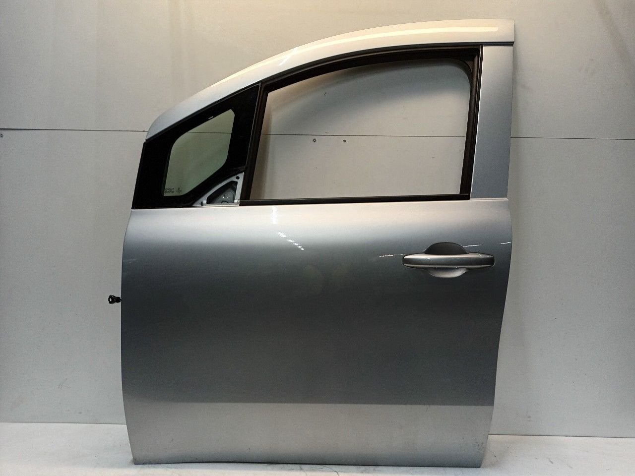 Portier links voor Mercedes-Benz Citan, Auto-onderdelen, Onderdelen@venauto.nl, Van der Ven Autorecycling B.V., Gebruikt, Ettenseweg 76, 4706 PB Roosendaal, The Netherlands