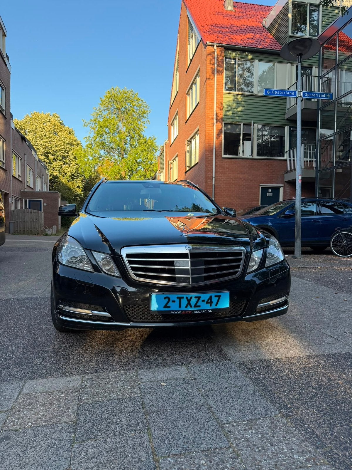 Mercedes E-Klasse huren Taxi Klaar, Automaat, Achterwielaandrijving, Zwart, Stationwagon