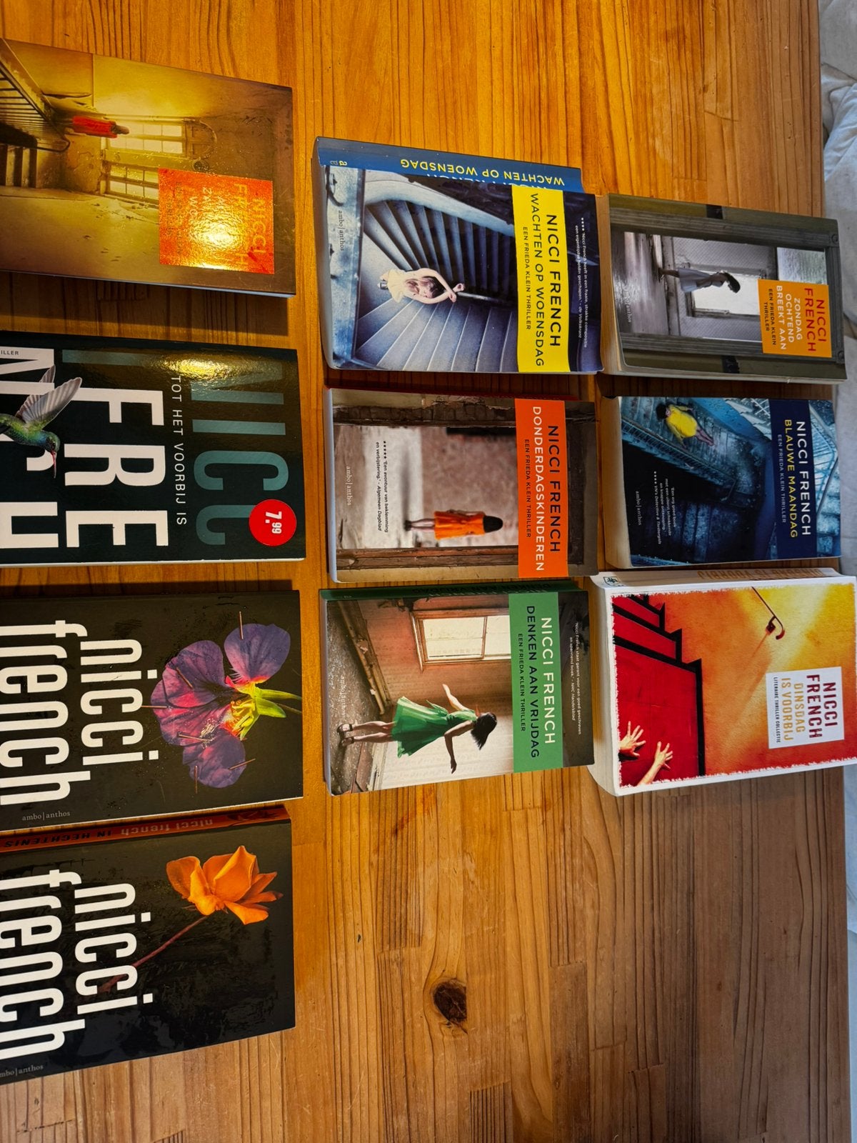 Nicci French boeken 10 stuks voor €15, Ophalen of Verzenden, Gelezen