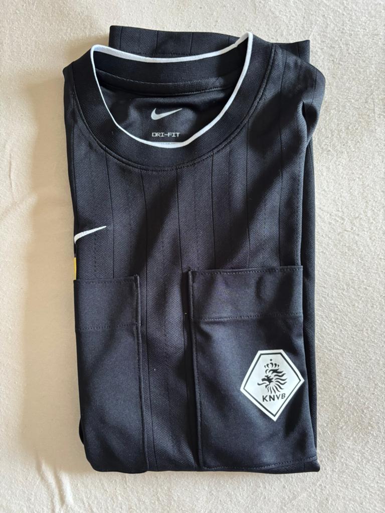 Nike KNVB scheidsrechter shirt zwart maat S, Maat S, Ophalen of Verzenden, Zo goed als nieuw, Shirt
