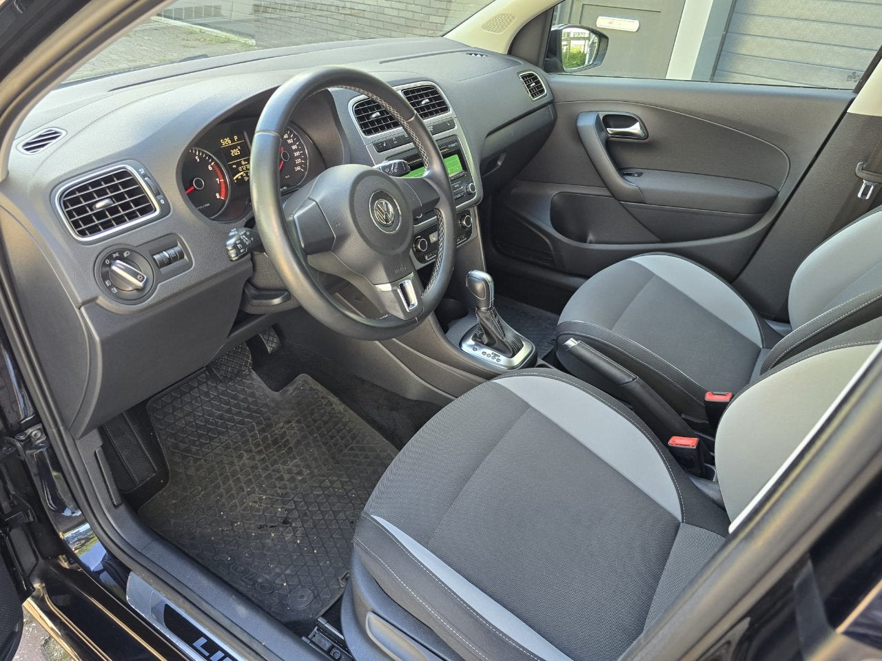 Volkswagen Polo 1.2 tsi DSG (bj 2013, automaat), Automaat, Gebruikt, 1045 kg, Bedrijf