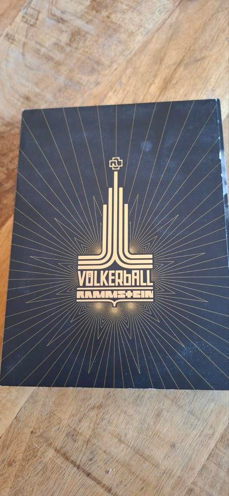 Rammstein Völkerball DVD Boxset - Live Concert, Vanaf 16 jaar, Boxset, Muziek en Concerten, Ophalen of Verzenden