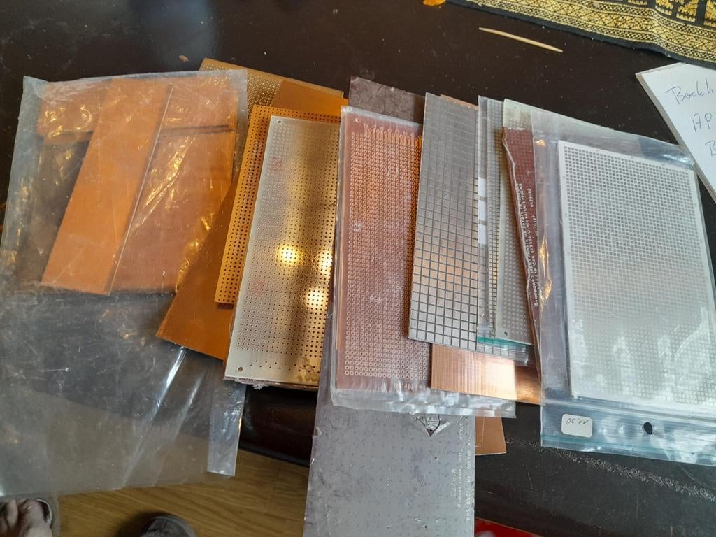 Veroboards, stripboards electro vintage., Hobby en Vrije tijd, Elektronica-componenten, Ophalen of Verzenden, Zo goed als nieuw