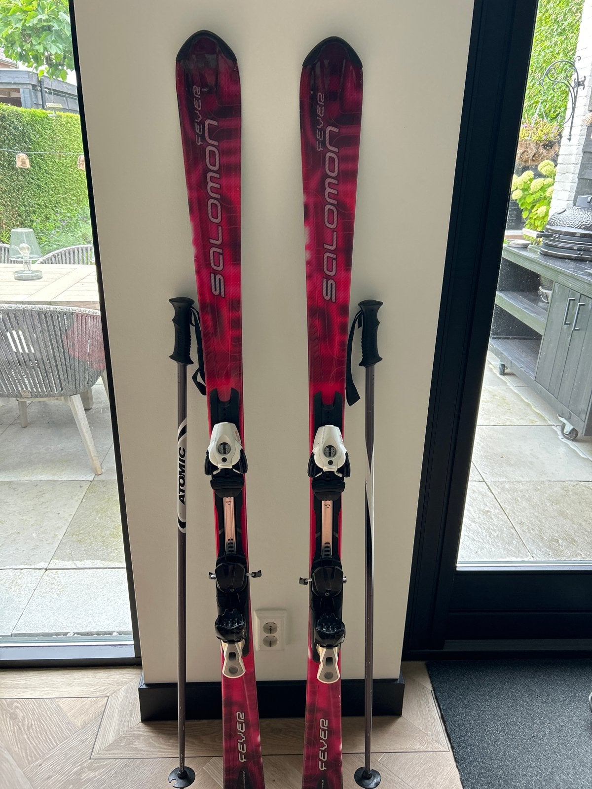 Salomon Fever Ski's 160 cm met Atomic stokken, 160 tot 180 cm, Gebruikt, Skiën, Ski's