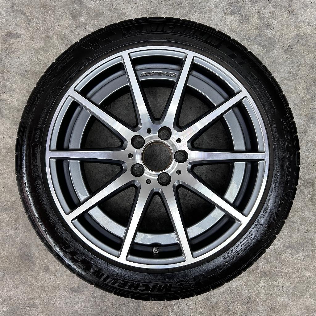 18 inch originele C63 AMG velgen + zomerbanden C klasse C63, Auto-onderdelen, Banden en Velgen, 18 inch, Banden en Velgen, Ophalen of Verzenden