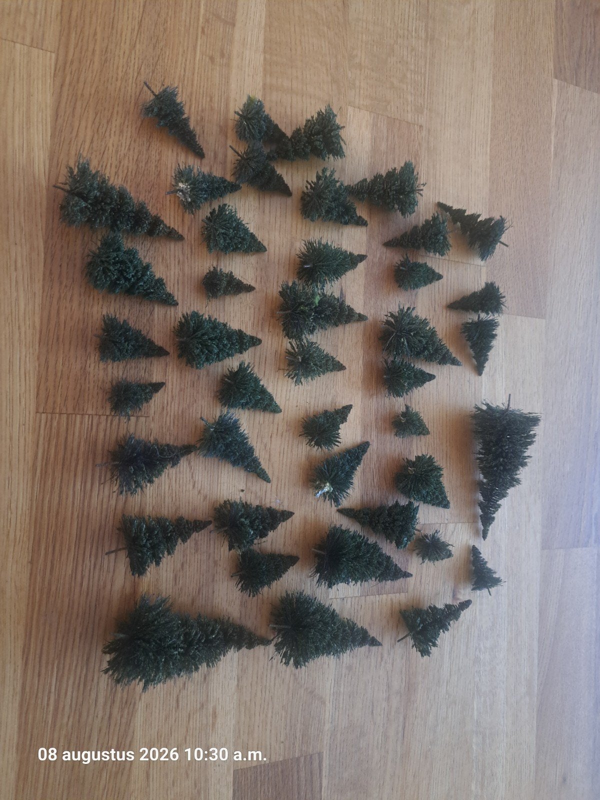 Miniatuur Kerstbomen voor Knutselprojecten - Set van 40+, Hobby en Vrije tijd, Modeltreinen | H0, Gebruikt, Onbekend, Ophalen of Verzenden