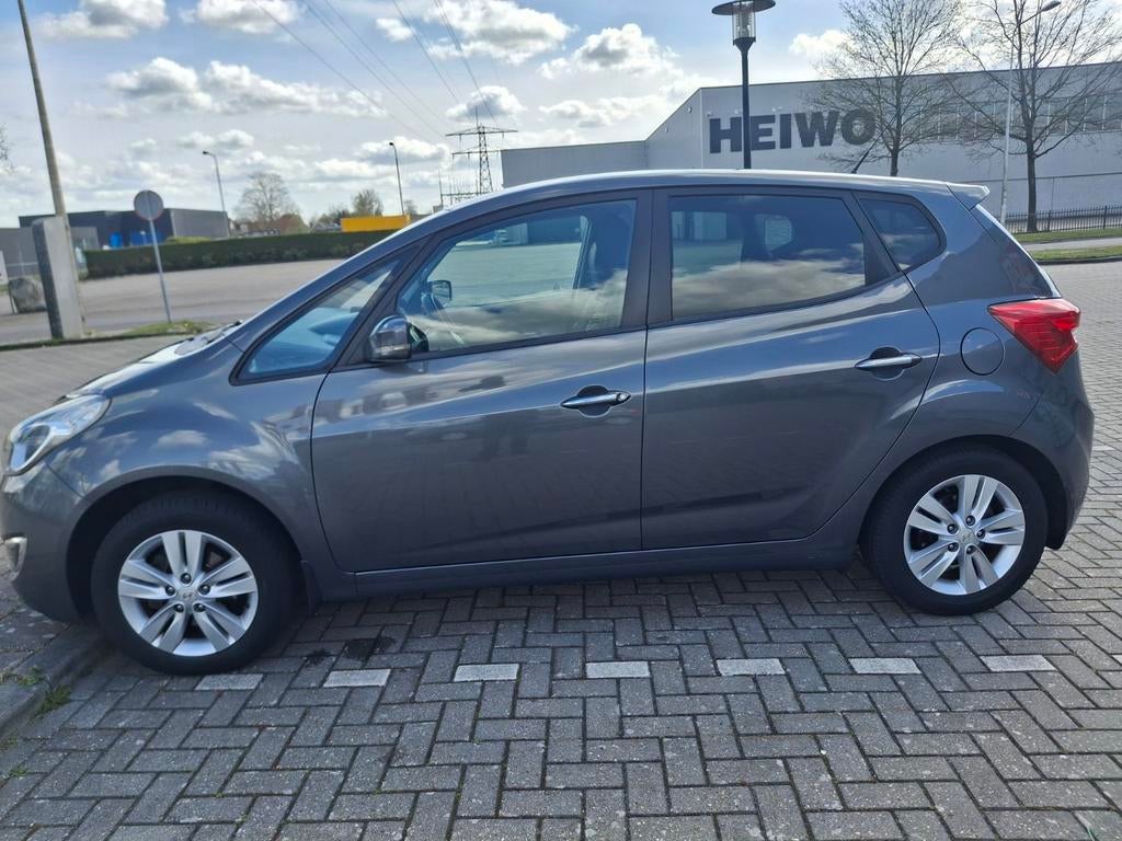 Hyundai ix20  1.6 2011 Grijs Automaat 5 personen, Auto's, Overige carrosserieën, 4 stoelen, 68 pk, Origineel Nederlands