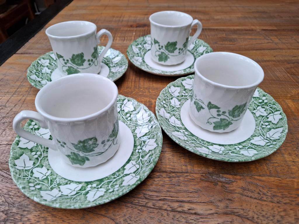 Churchill Ivy servies kopjes / borden klimop wingerd, Ophalen of Verzenden, Zo goed als nieuw, Overige stijlen, Kop(pen) en/of Schotel(s)