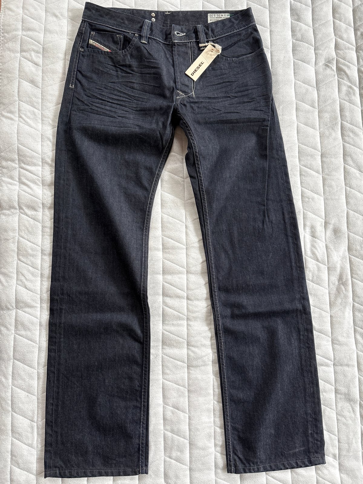 Nieuwe Diesel Larkee Jeans W32 L32 - Donkerblauw, Kleding | Heren, Spijkerbroeken en Jeans, Ophalen of Verzenden, Nieuw, Blauw