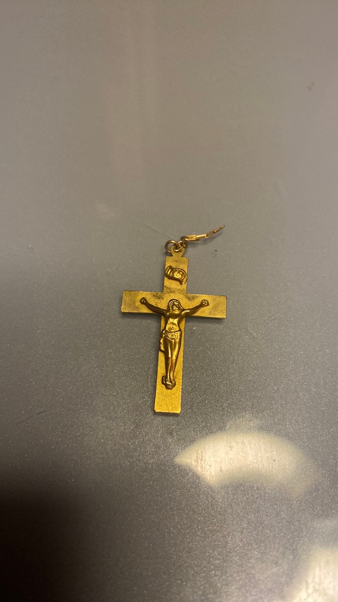 Gouden kruisje, Ophalen of Verzenden, Zo goed als nieuw, Kruis of Symbool, Zilver