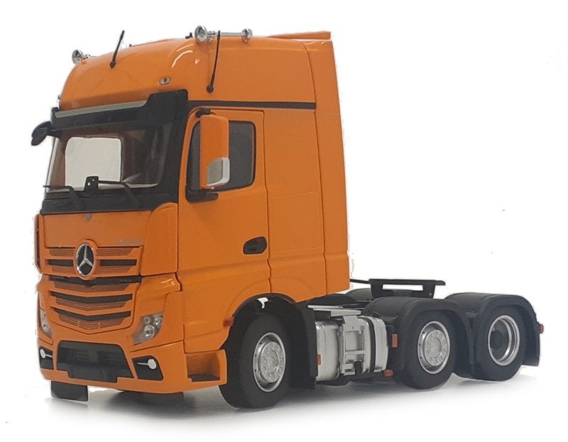 Mercedes-Benz GigaSpace 6x2 Geel, Overige merken, Ophalen of Verzenden, Bus of Vrachtwagen, Nieuw