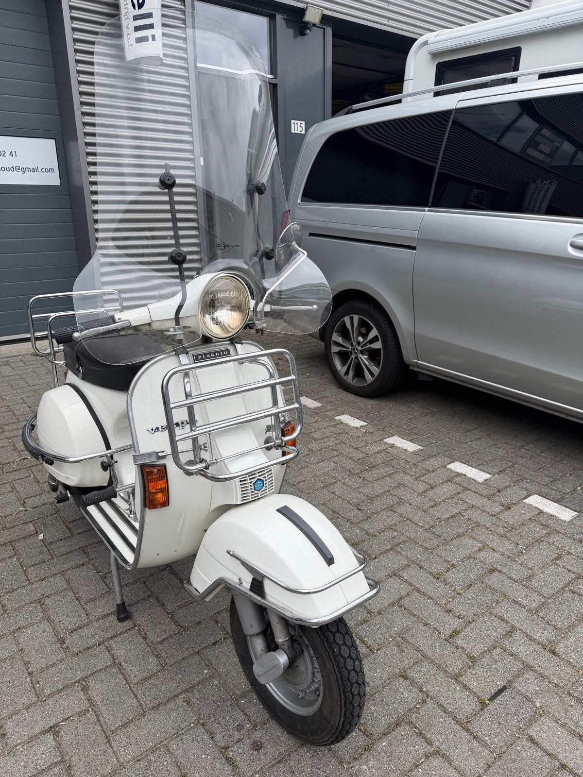 Vespa P200E uit 1982 - Oldtimer - Topstaat, Scooter, Occasion, Vespa piaggio p200e, 200 cc